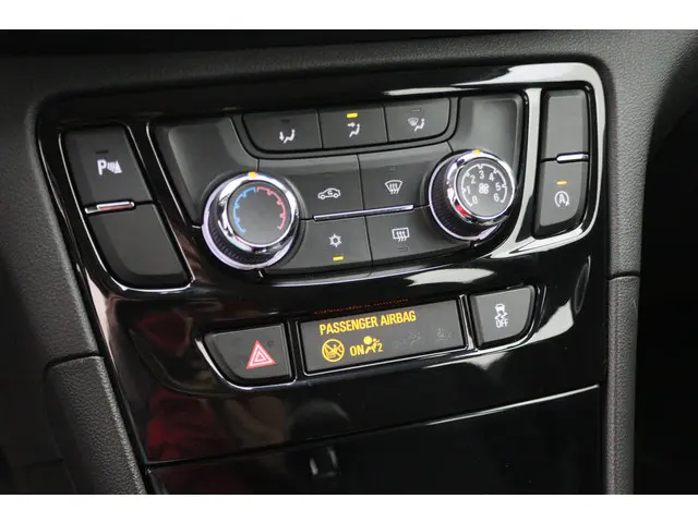 Opel Mokka X 1.6 Selection 2018 Benzine 39