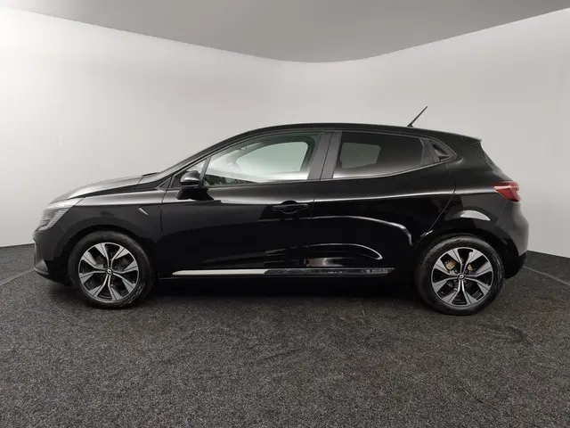 Renault Clio 1.0 TCe 90 Evolution 2023 Benzine 16