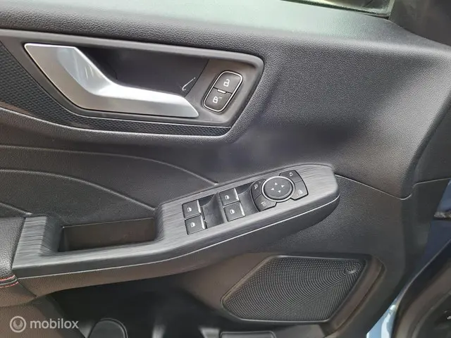 Ford Kuga 2.5 PHEV Titanium 2021 Hybride Benzine 15