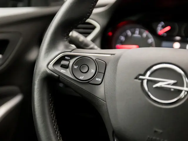 Opel Grandland X 1.2 Turbo Sport 2021 Benzine 19