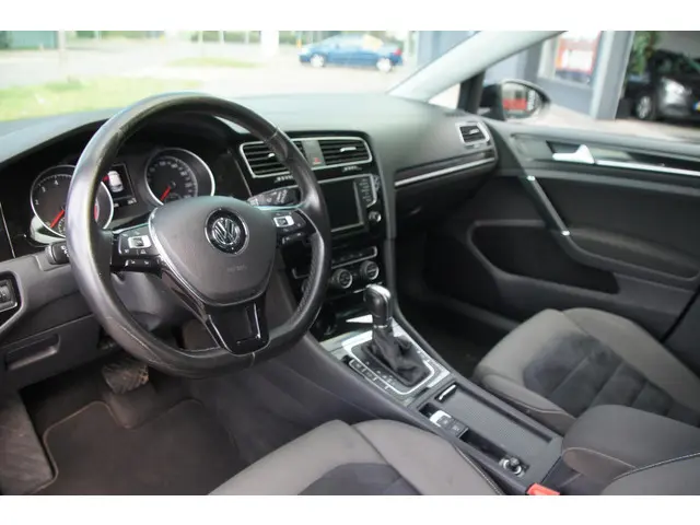 Volkswagen Golf 1.4 TSI ACT Highline !! 150 PK !! 2016 Benzine 11