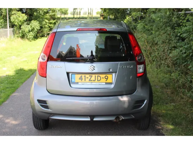 Suzuki Splash 1.0 VVT Base *NAP *RIJDT PERFECT !! 2012 Benzine 4