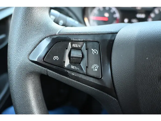 Opel KARL 1.0 ecoFLEX Edition 2016 Benzine 33