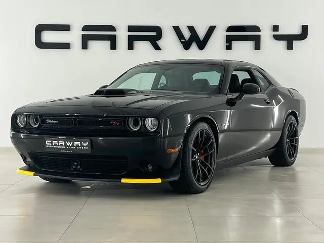 Dodge Challenger V8 Hemi R/T Shaker 2024 Benzine