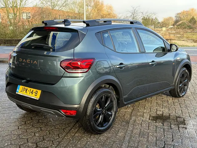 Dacia Sandero Stepway 1.1 TCe 110 Extreme 2024 Benzine 10