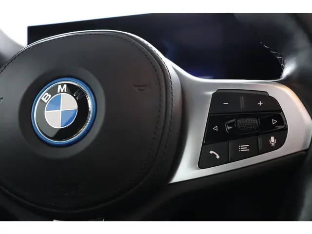 BMW i4 eDrive40 High Executive 84 kWh 2022 Elektrisch 17