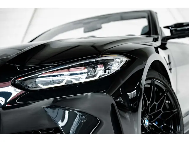 BMW M4 Cabrio xDrive Competition 2022 Benzine 16