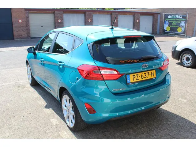 Ford Fiesta 1.0 EcoBoost Titanium 2017 Benzine 4