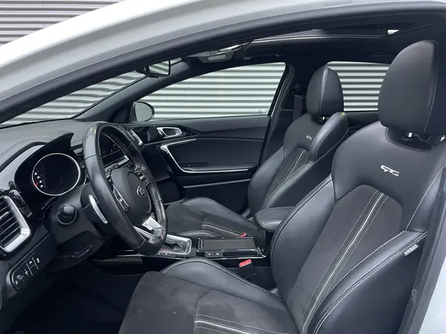 Kia ProCeed 1.4 T-GDI GT-Line Automaat 2020 Benzine 14