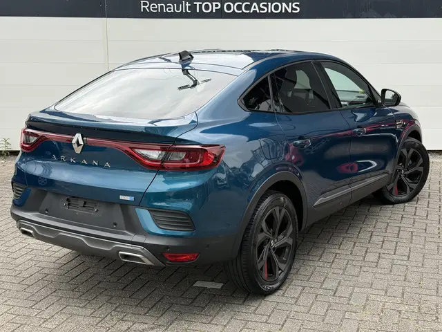 Renault Arkana 1.6 E-Tech Hybrid R.S. Line 2022 Benzine 16
