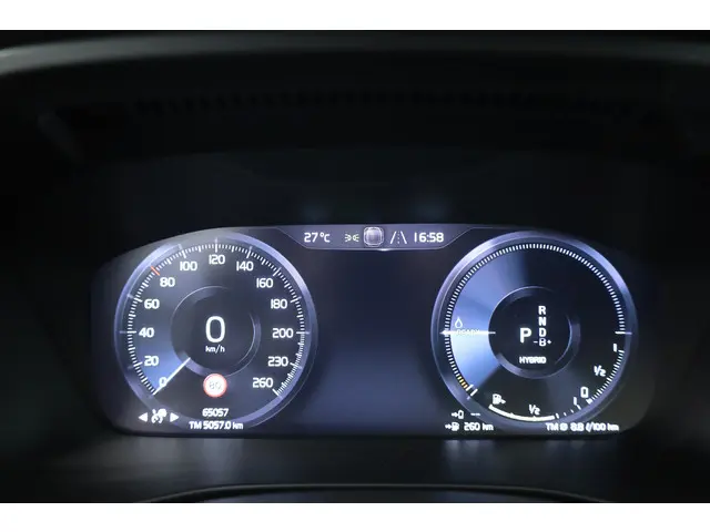 Volvo XC40 T5 Recharge R-Design 2021 Hybride Benzine 12