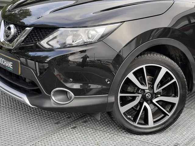 Nissan QASHQAI 1.2 Tekna 2015 Benzine 17