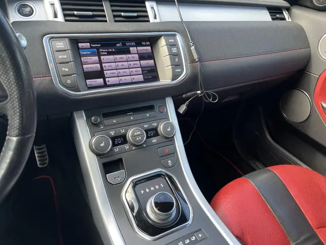 Land Rover Range Rover Evoque 2.0 Si 4WD 2013 Benzine 13