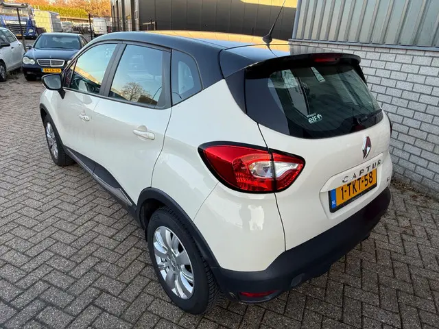 Renault Captur 0.9 TCe Expression 2014 Benzine 5