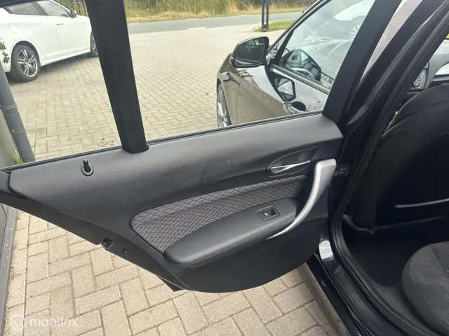 BMW 1 Serie 125i 2013 Benzine 16