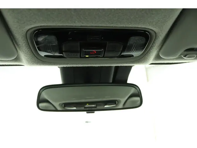 Toyota Yaris 1.5 Hybrid Dynamic 2022 Hybride Benzine 31