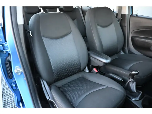 Opel KARL 1.0 ecoFLEX Edition 2016 Benzine 35