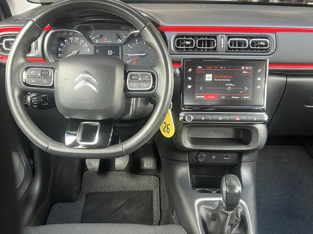 Citroën C3 1.2 82 pk Shine 2018 Benzine 10