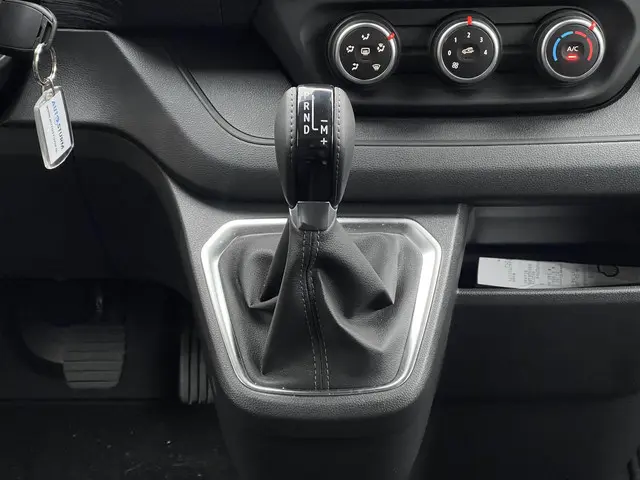 Nissan Primastar 2.0 dCi L2H1 N-Connecta 2024 Diesel 19