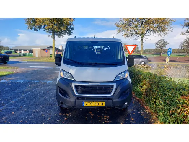 Peugeot Boxer 335 2.2 BlueHDi 140 L3 Pro DC 2020 Diesel 7
