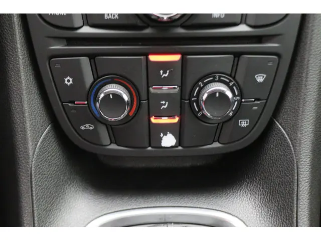 Opel Meriva 1.4 Turbo Anniversary Edition 2012 Benzine 37