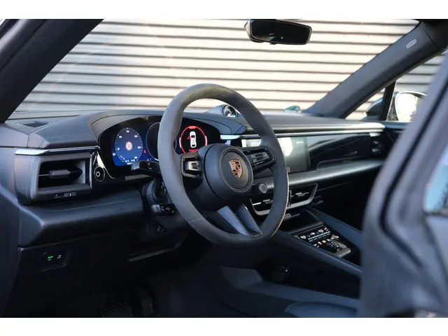 Porsche Macan 100 kWh 2025 Elektrisch 8