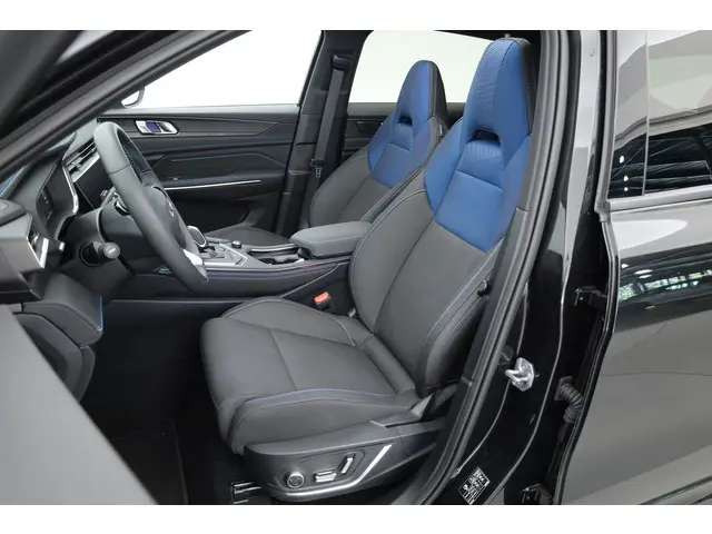 Lynk & Co 01 1.5 2023 Hybride Benzine 3