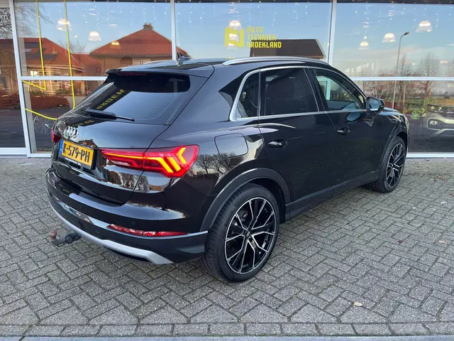 Audi Q3 35 TFSI Pro Line business 2020 Benzine 4