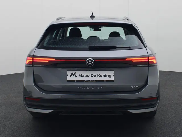 Volkswagen Passat Variant 1.5eTSI/150PK DSG 2024 Benzine 32
