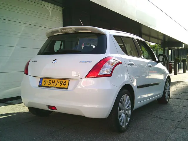 Suzuki Swift 1.2 Bandit EASSS 2013 Benzine 4