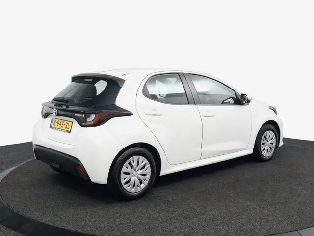 Toyota Yaris 1.5 Hybrid Comfort wit 2022 Hybride Benzine 5