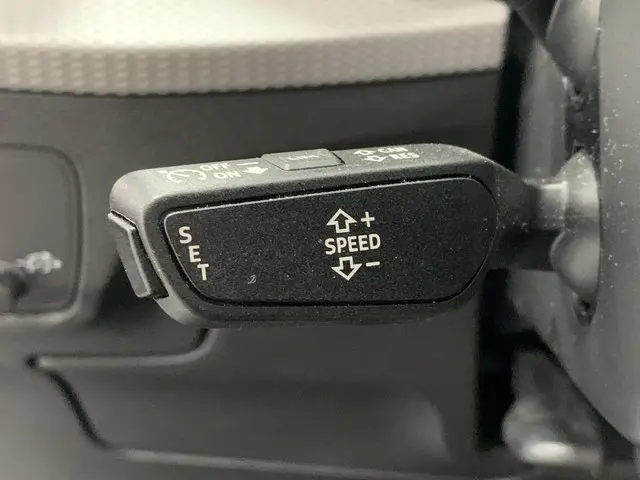 Audi Q2 35 TFSI Advanced edition 2021 Benzine 23