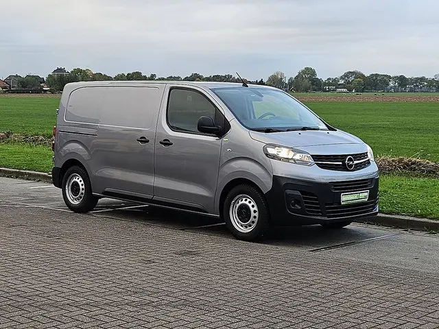 Opel Vivaro 1.5 2020 Diesel 5