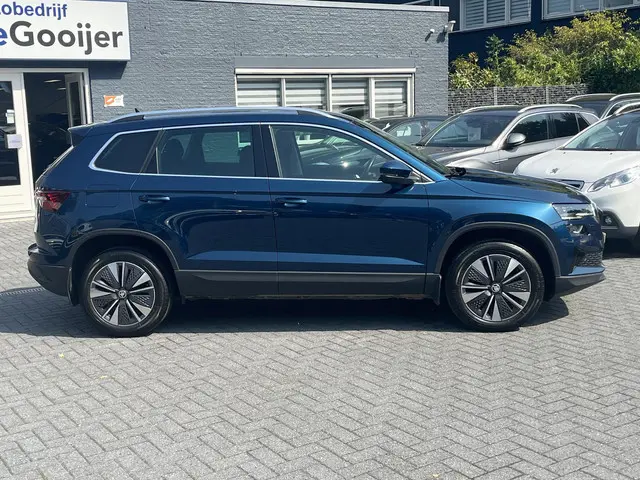 Škoda Karoq 1.5 TSi DSG ACT Elegance 2022 Benzine 2