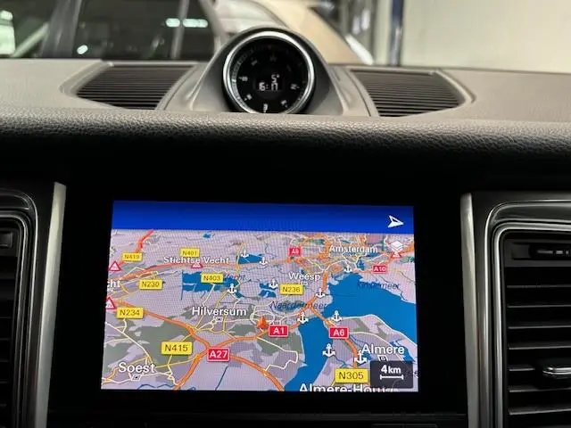 Porsche Macan 2.0 2018 Benzine 16