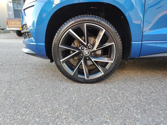 Škoda Karoq 1.5 TSI ACT Sportline Business 2020 Benzine 37