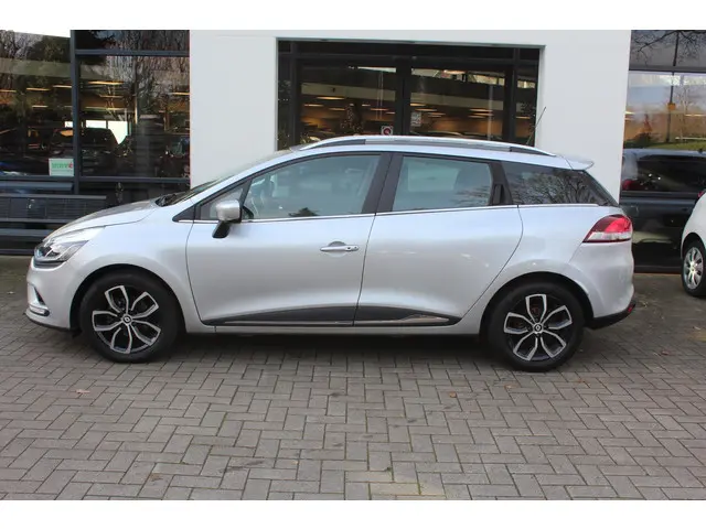 Renault Clio Estate 0.9 TCe Limited 2020 Benzine 4