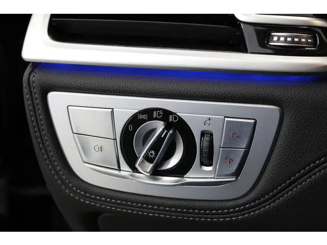 BMW 7 Serie 745e High Executive 2022 Hybride Benzine 49