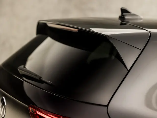 Volkswagen Golf 1.0 TSI Sportline 2021 Benzine 33