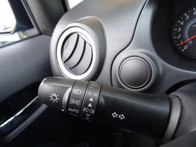 Mitsubishi Space Star 1.0 Bright 2015 Benzine 27