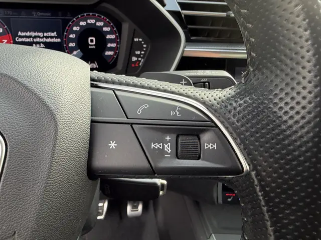 Audi Q3 35 TFSI S Line 2020 Benzine 18