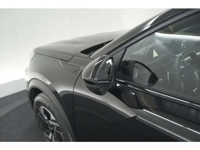 Peugeot 2008 PureTech 130 EAT8 GT 2024 Benzine 23