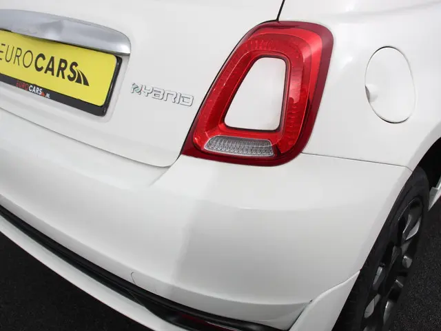 Fiat 500 1.0 Hybrid Sport 2021 Benzine 28