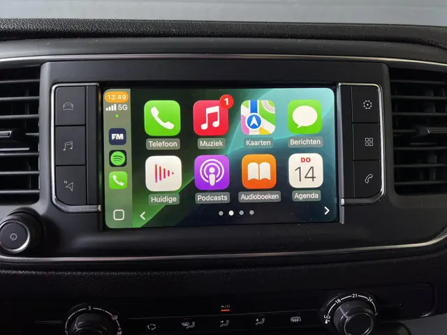 Peugeot Expert 2.0 BlueHDI 145 S&S 2023 Diesel 13