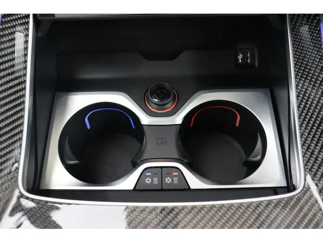 BMW X6 M50i High Executive 2021 Benzine 35