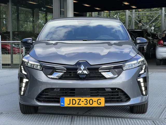 Mitsubishi Colt 1.6 HEV Instyle 2025 Hybride Benzine 19
