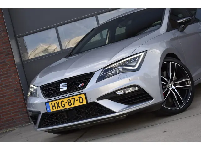 SEAT Leon 2.0 TSI CUPRA 300 2018 Benzine 2