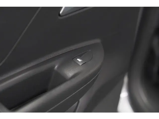 Opel Mokka 130 Turbo AT8 GS 2025 Benzine 26