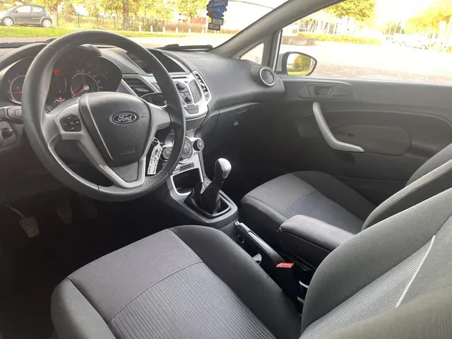 Ford Fiesta 1.25 ST LINE 82 PK 2012 Benzine 11