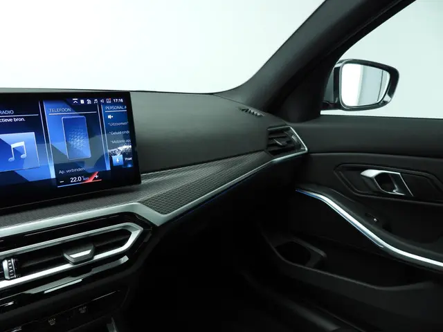 BMW 3 Serie Sedan 320e 2024 Hybride Benzine 14